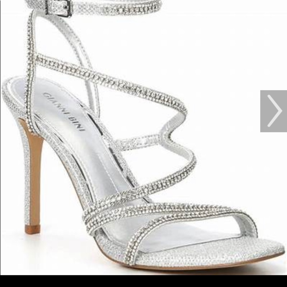 NEW Gianni Bini Bergitte Silver Rhinestone Sandals